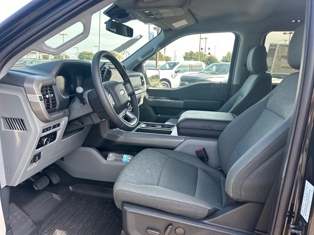 2024 Ford F-150 XLT photo 4