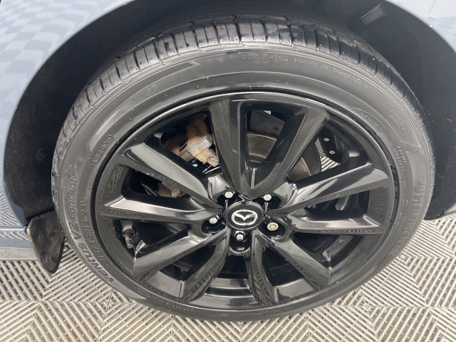 2021 Mazda Mazda3 Premium Plus photo 9