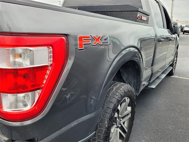 2022 Ford F-150 XL photo 8