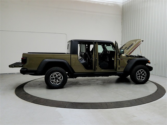 2025 Jeep Gladiator Rubicon photo 15