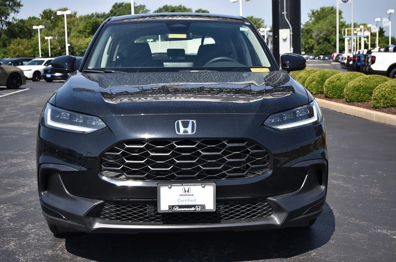 2025 Honda HR-V LX photo 2