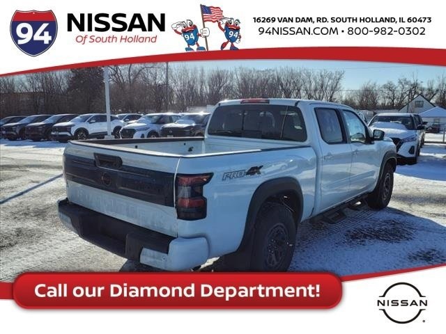 2025 Nissan Frontier PRO-4X photo 4
