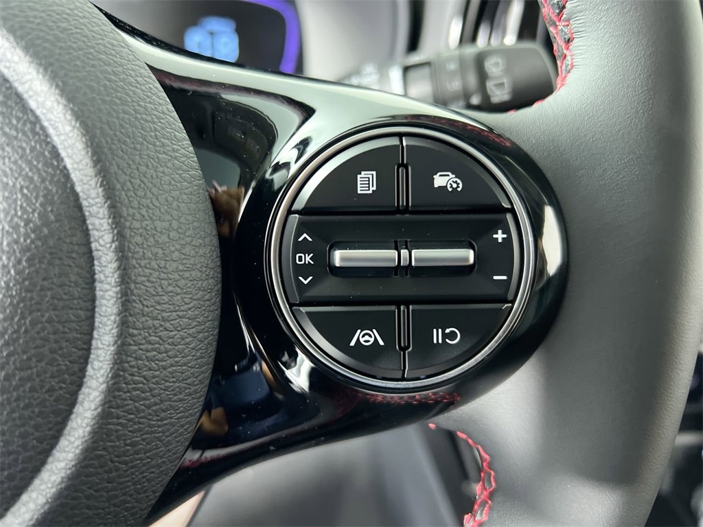 2025 Kia Soul GT-Line photo 16