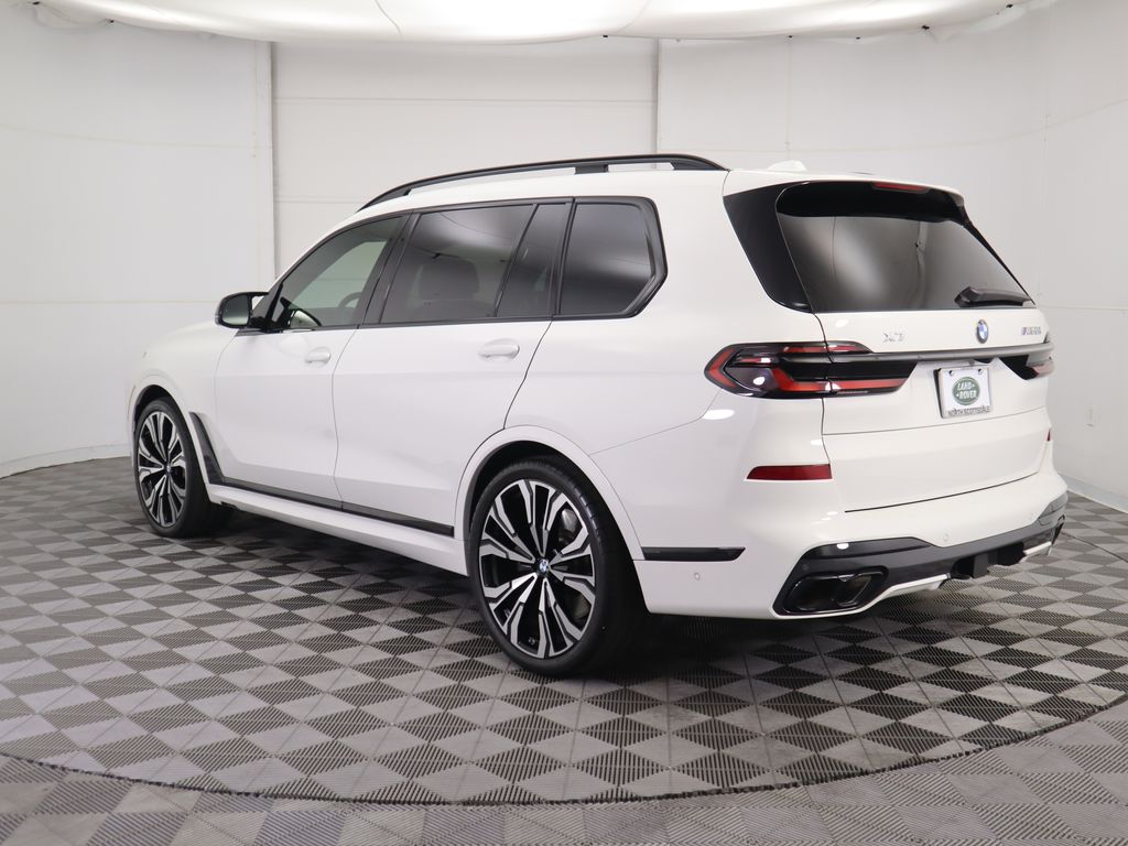 2025 Bmw X7 M60i photo 6