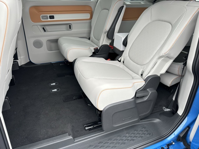2025 Volkswagen ID. Buzz photo 12