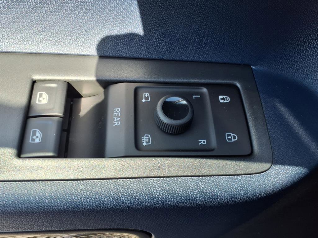 2025 Volkswagen ID. Buzz Pro S photo 4
