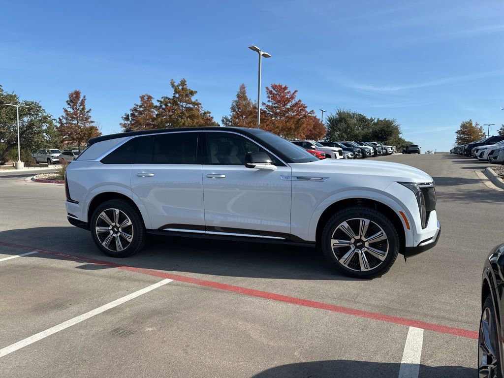 2026 Cadillac Escalade IQ Luxury's photo