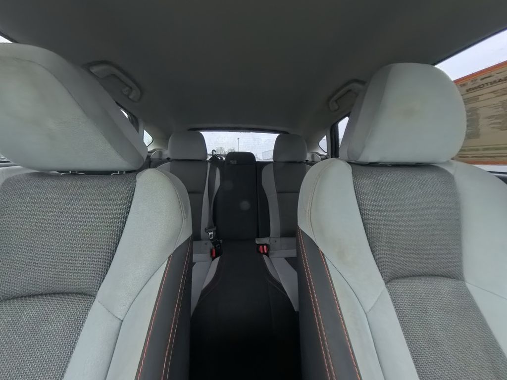 2019 Subaru Crosstrek 2.0i Premium photo 22