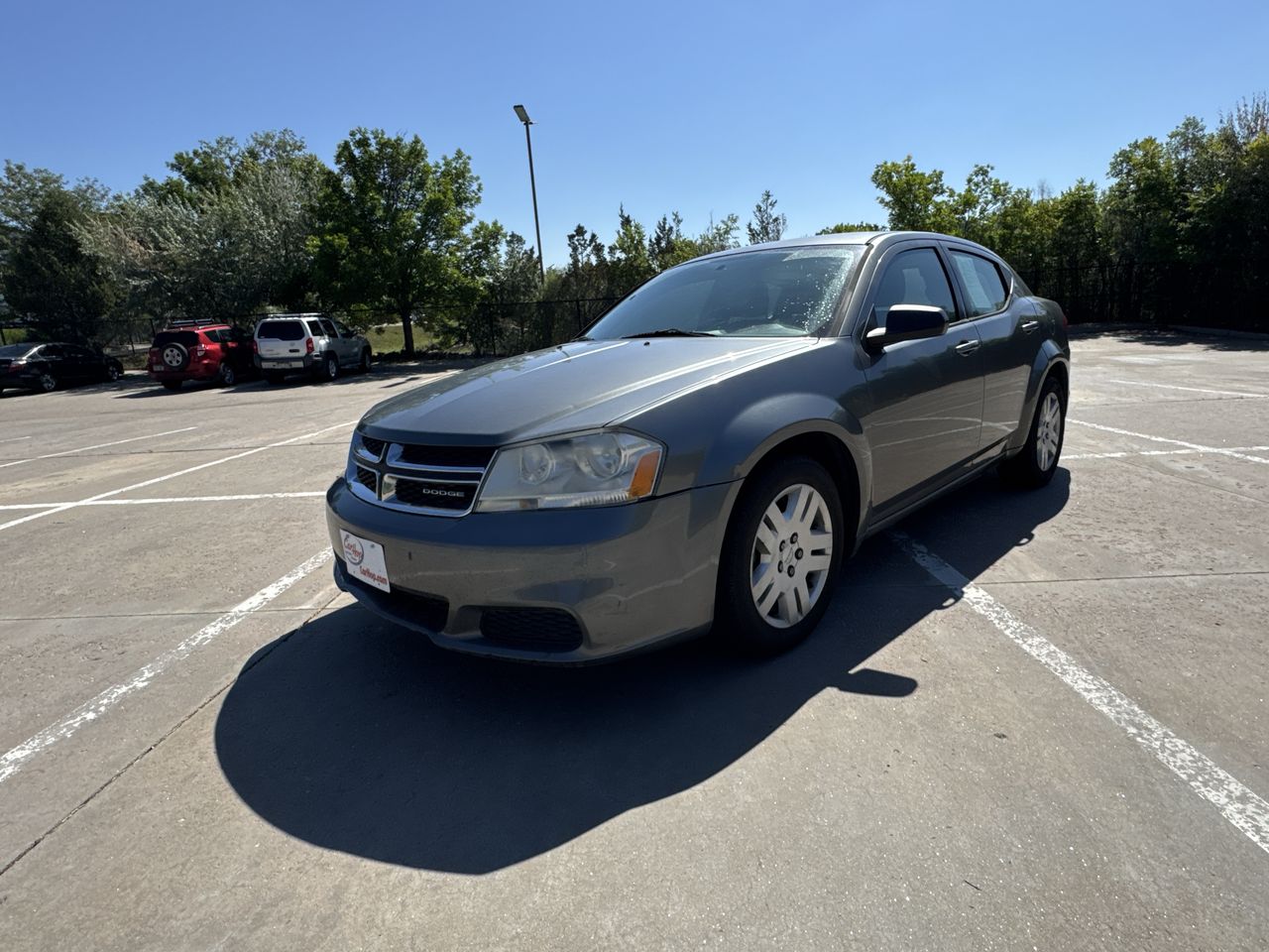 2012 Dodge Avenger SE's photo