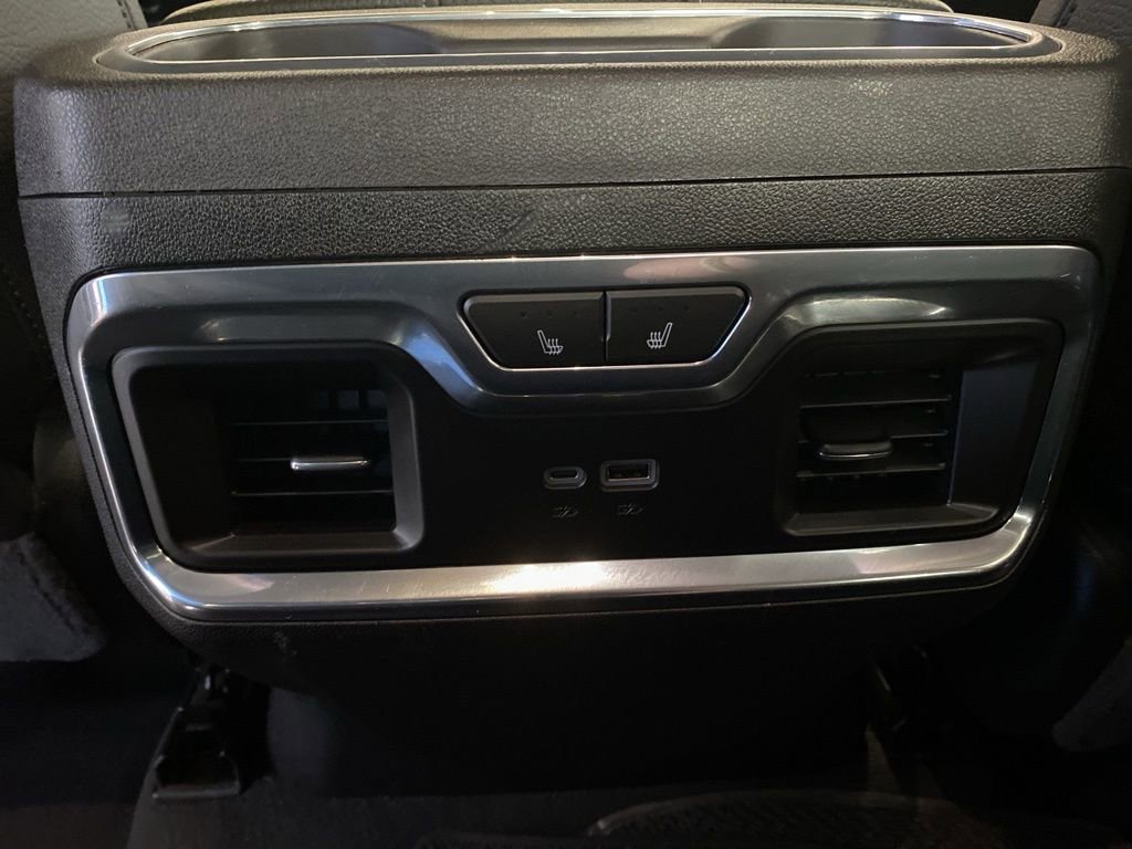 2024 Gmc Sierra 2500 HD Denali photo 4