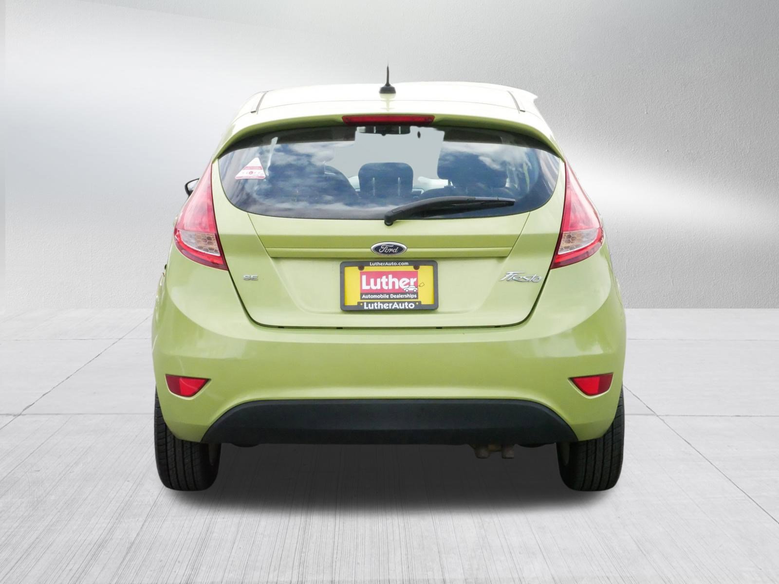 2013 Ford Fiesta SE photo 5