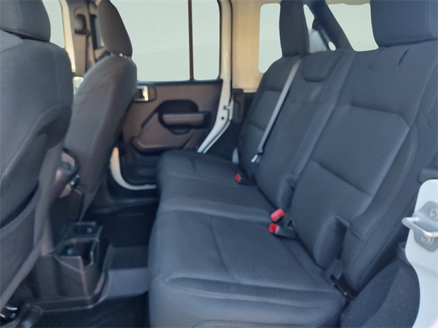 2023 Jeep Wrangler Willys photo 27