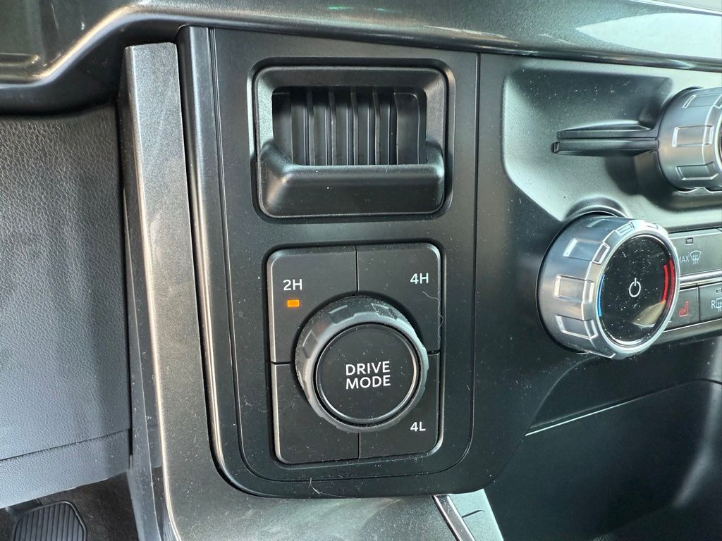 2023 Ford F-150 XLT photo 20