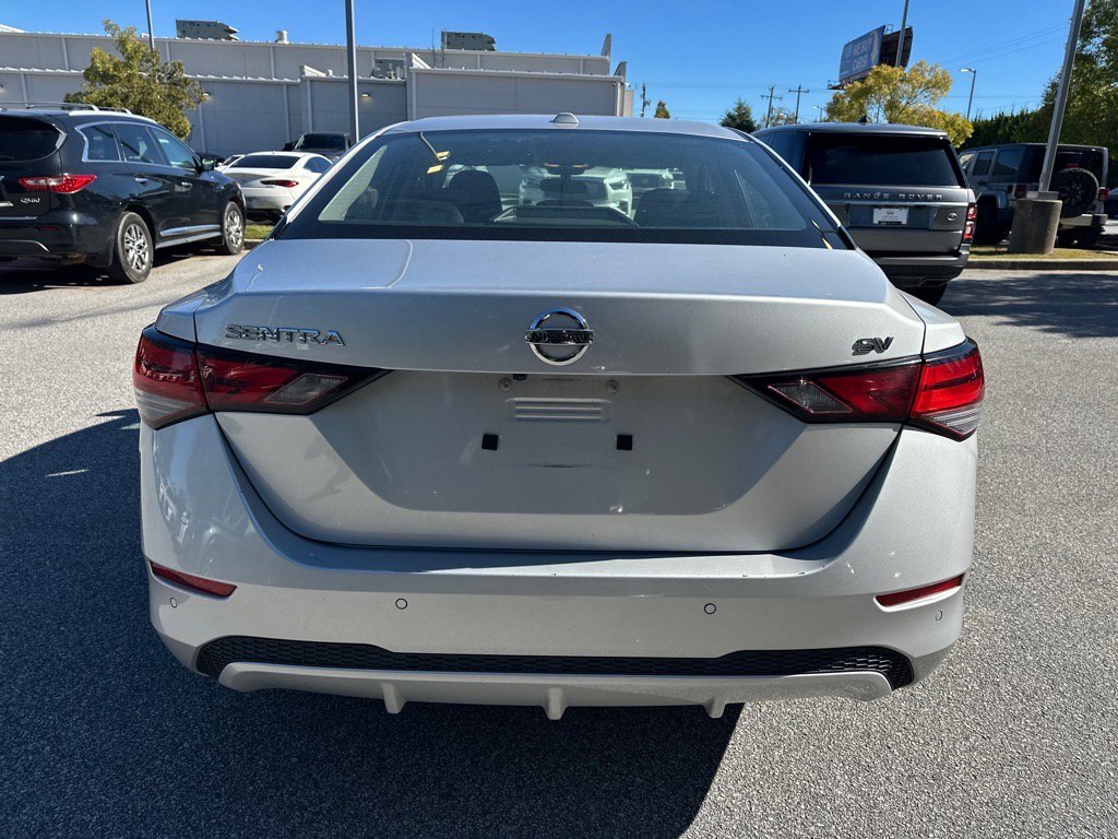 2023 Nissan Sentra SV photo 3