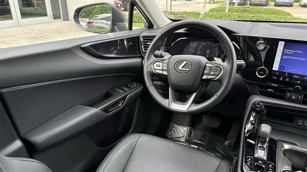2022 Lexus NX 350 photo 21