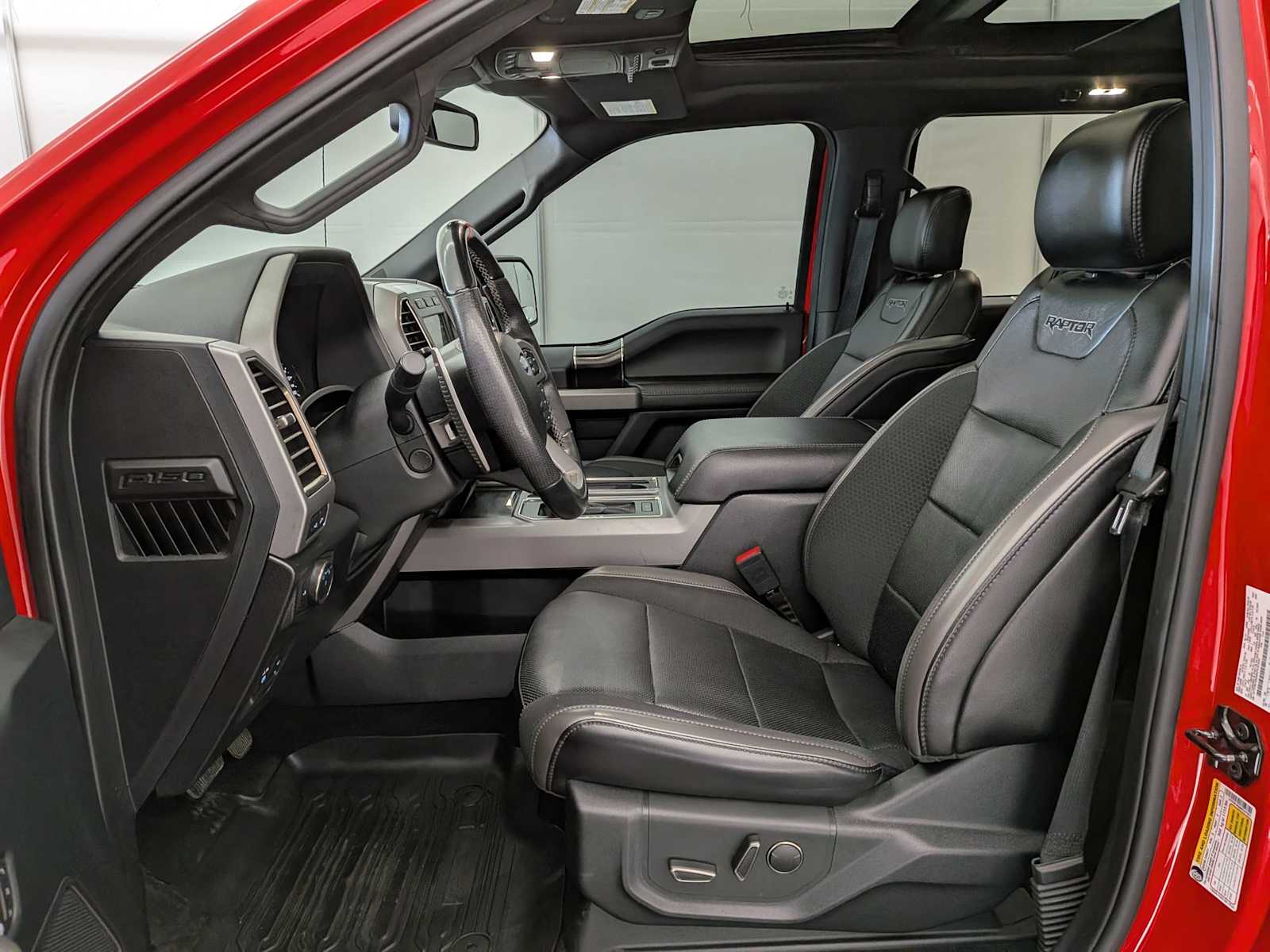 2019 Ford F-150 Raptor photo 15