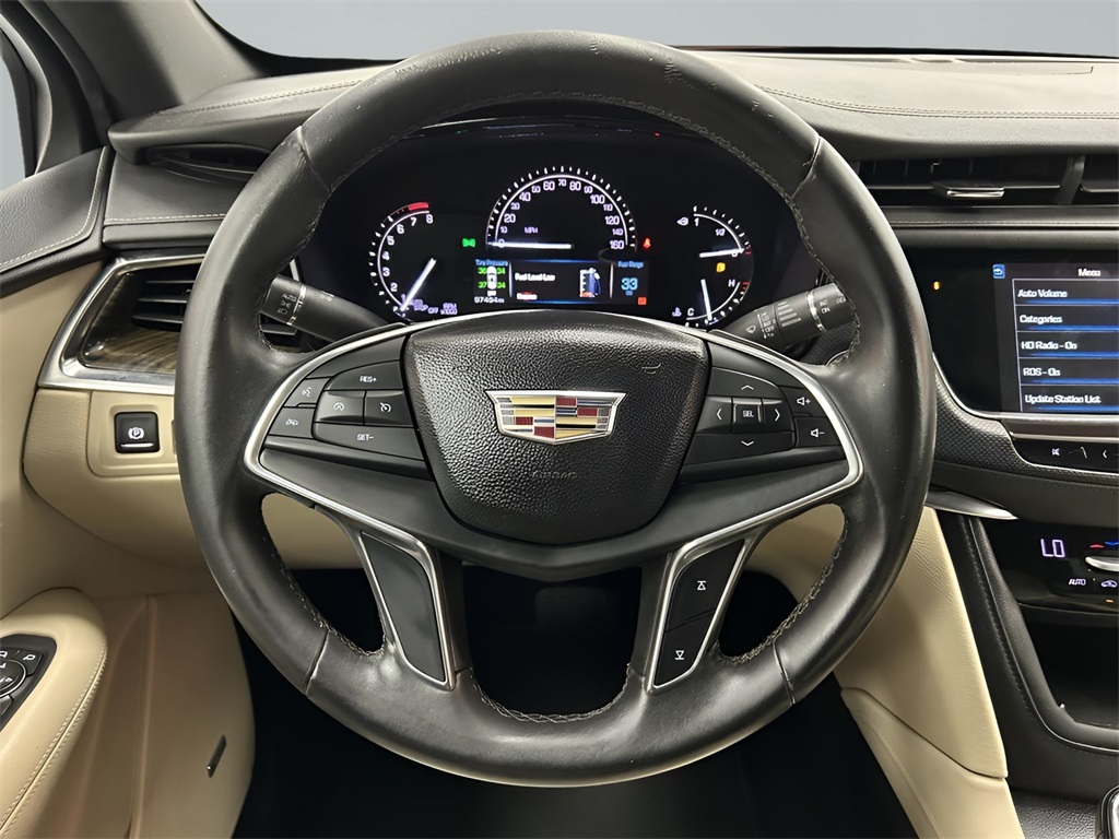 2017 Cadillac XT5 Base photo 12