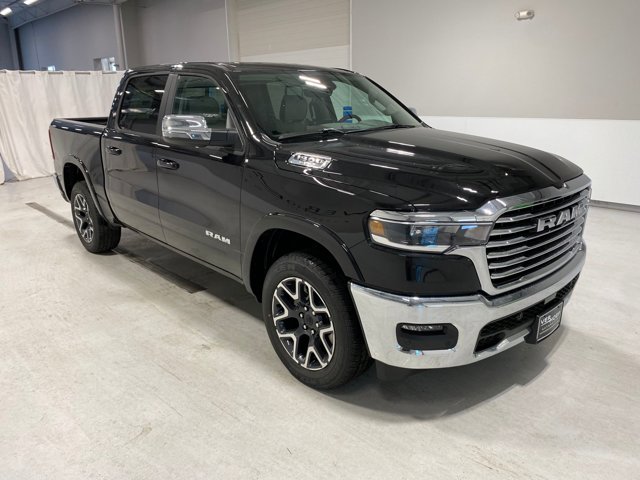 2025 Ram 1500 Laramie photo 4