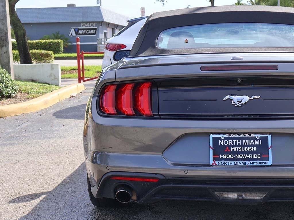 2022 Ford Mustang EcoBoost Premium photo 19