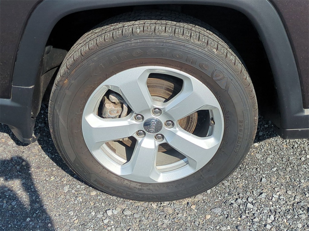 2021 Jeep Compass Latitude photo 11