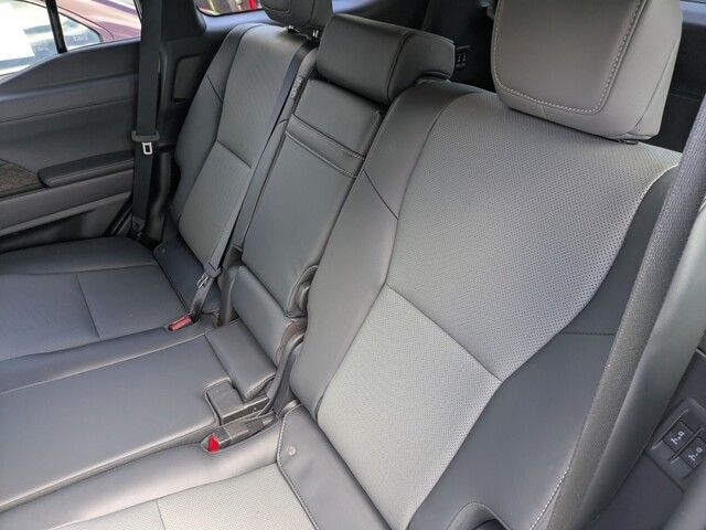 2024 Lexus GX 550 photo 13