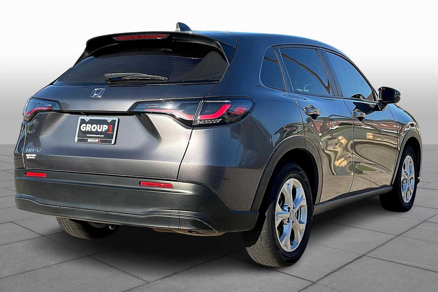 2024 Honda HR-V LX photo 11
