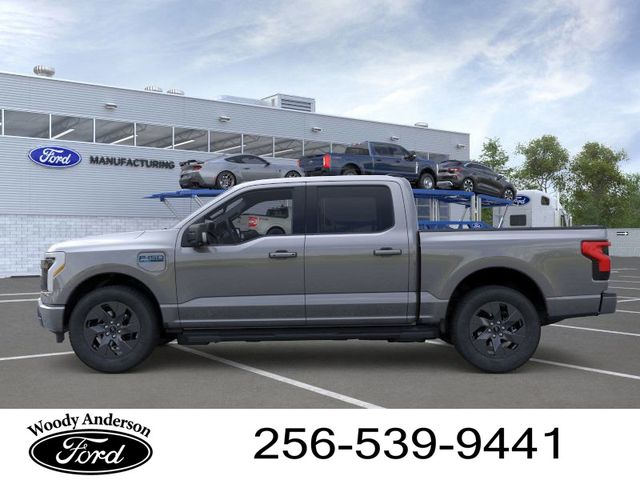 2025 Ford F-150 Lightning photo 3