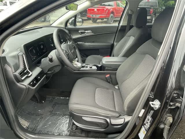 2023 Kia Sportage LX photo 12