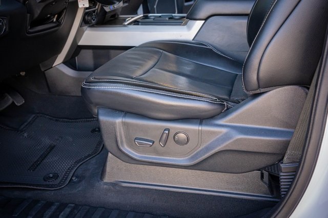 2021 Ford F-350 photo 14