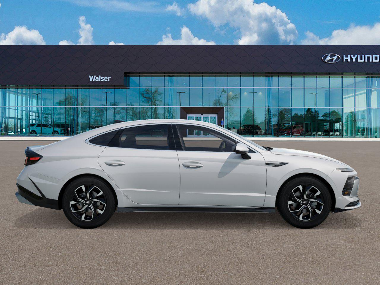 2025 Hyundai Sonata SEL photo 22