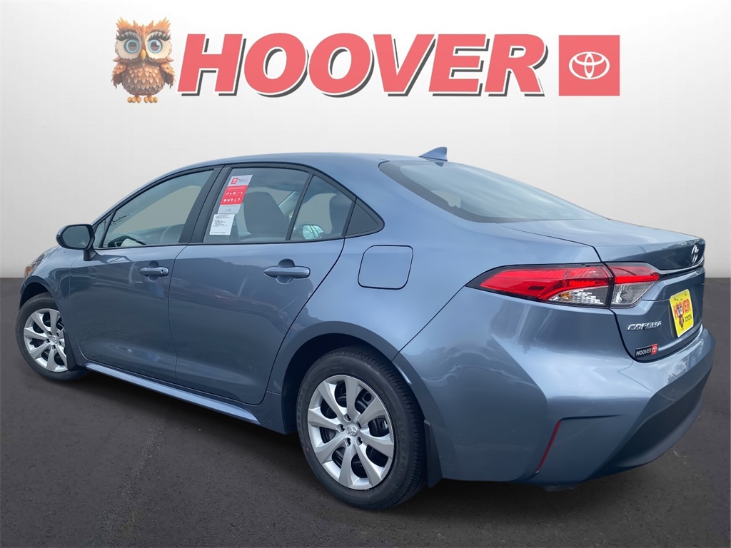 2026 Toyota Corolla LE photo 4