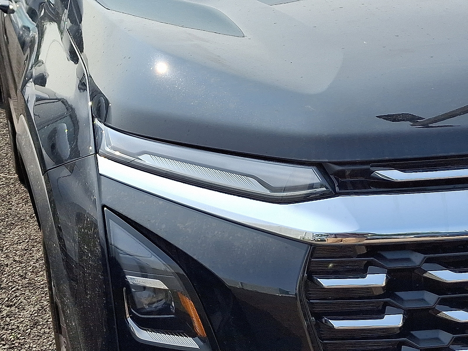 2026 Chevrolet Equinox LT photo 2