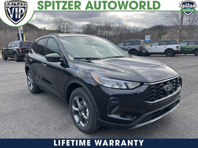 2026 Ford Escape ST-Line's photo