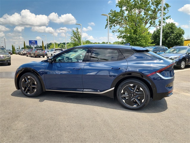 2025 Kia EV6 Wind photo 5