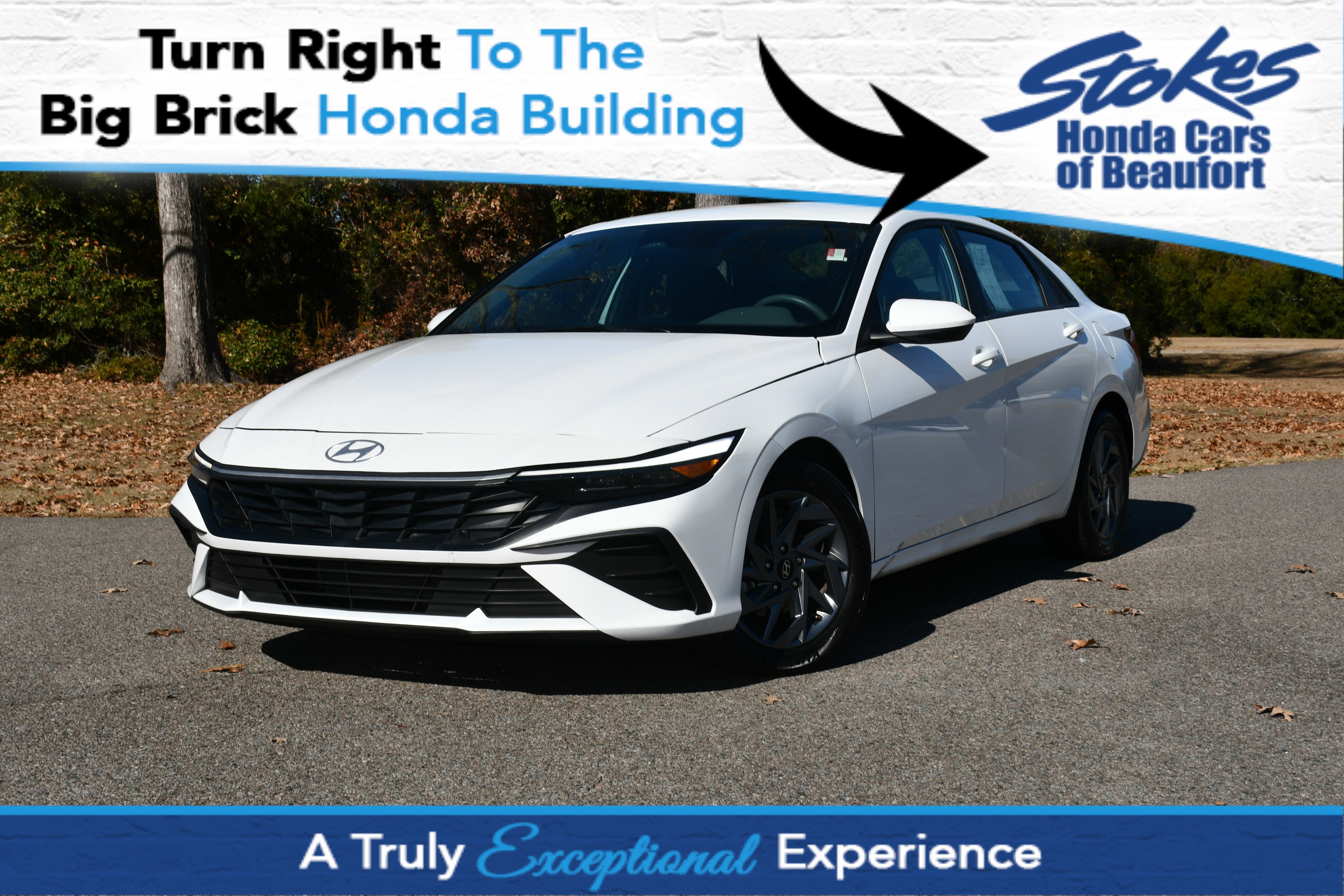 2024 Hyundai Elantra SEL's photo