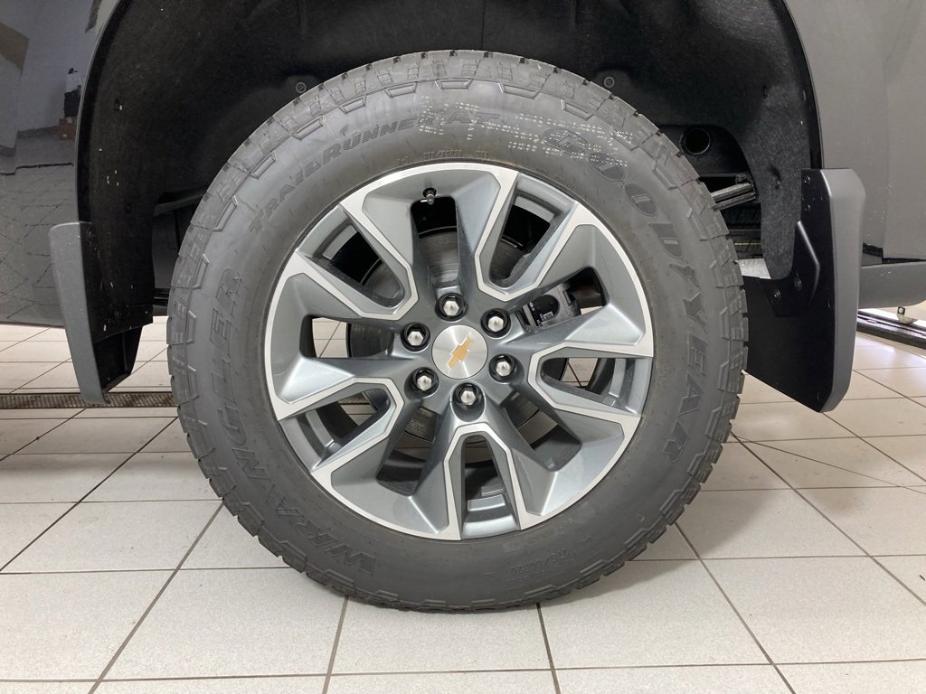 2026 Chevrolet Silverado 1500 LT photo 21