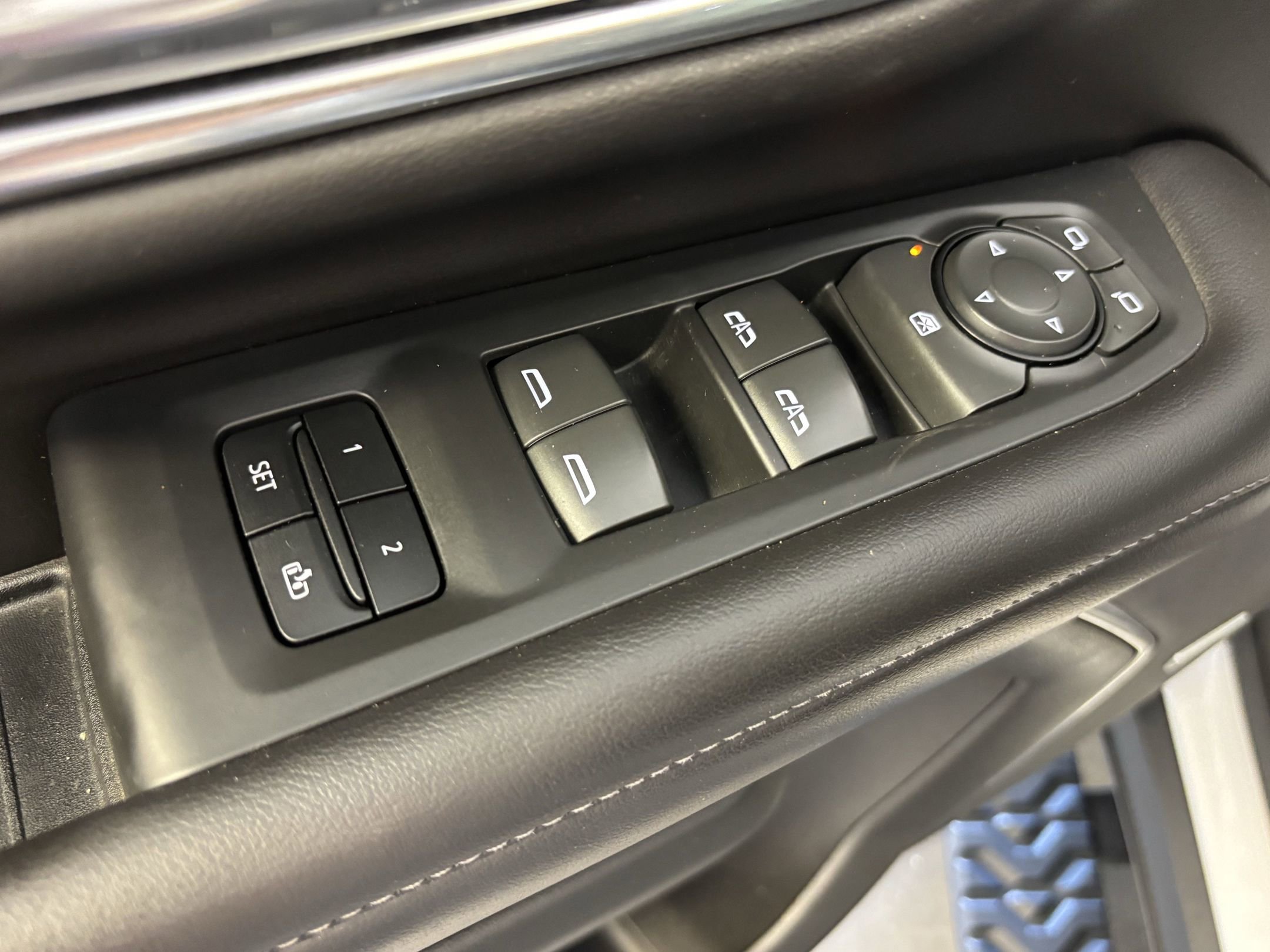 2021 Chevrolet Tahoe Z71 photo 12