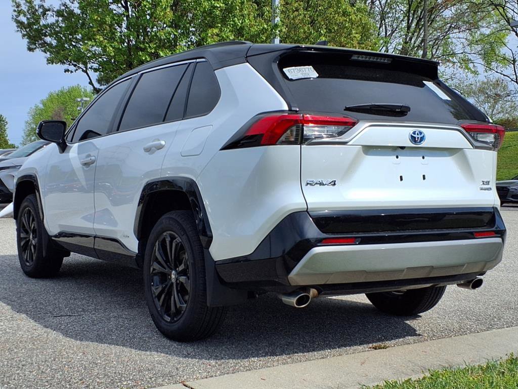 2024 Toyota RAV4 Hybrid XSE photo 3