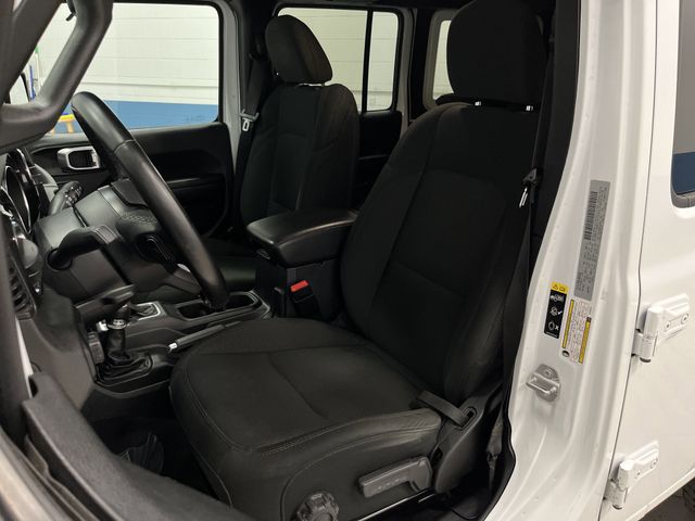 2020 Jeep Wrangler Unlimited Sport Altitude photo 4