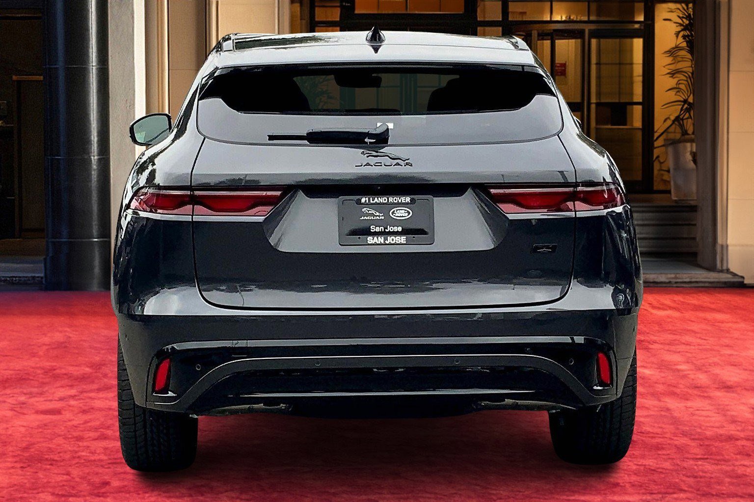 2026 Jaguar F-PACE P250 R-Dynamic S photo 4