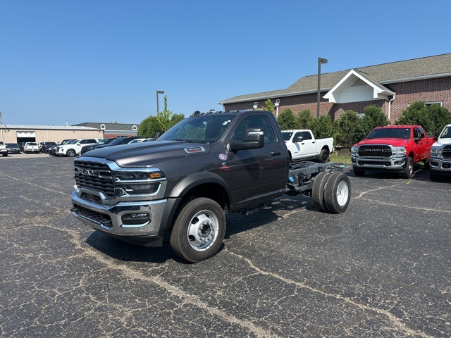 2025 Ram 4500 Tradesman photo 4