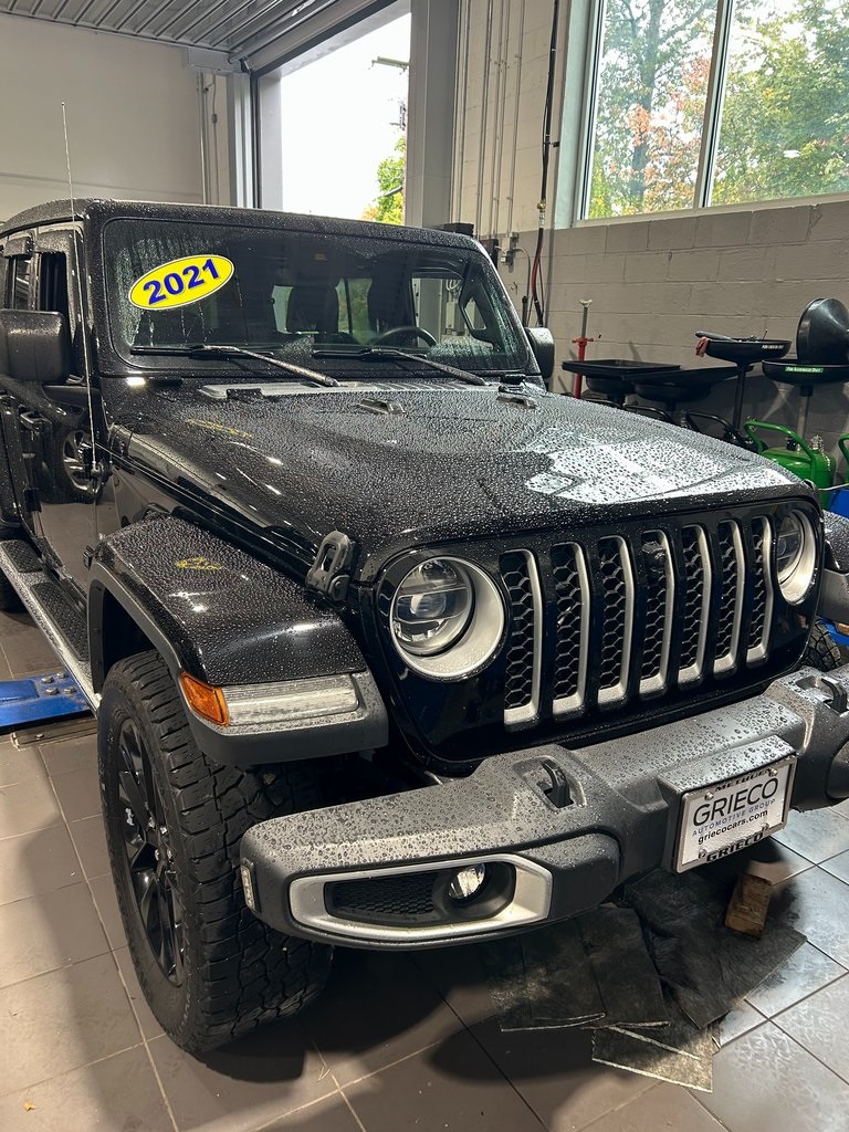 2021 Jeep Wrangler Unlimited Sahara photo 2