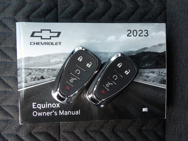 2023 Chevrolet Equinox LT photo 9