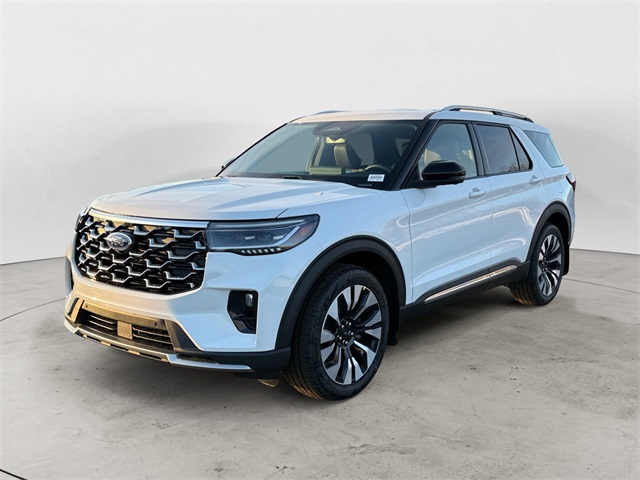 2026 Ford Explorer Platinum's photo