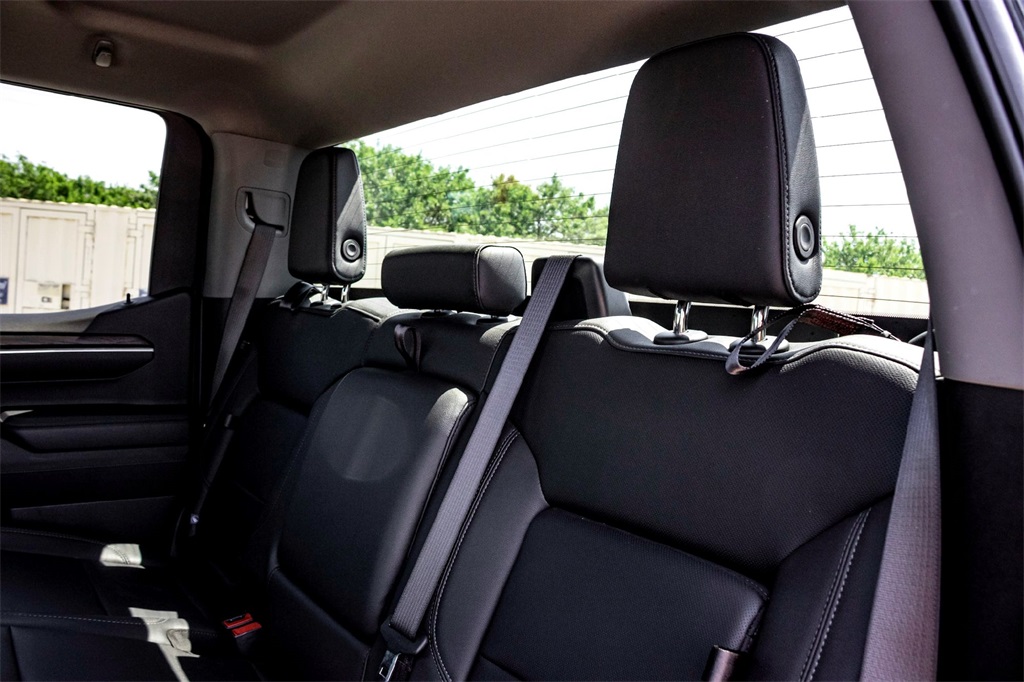 2025 Gmc Sierra 1500 SLT photo 26