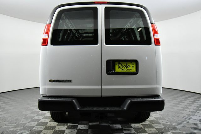 2025 Chevrolet Express 3500 Work Van photo 4