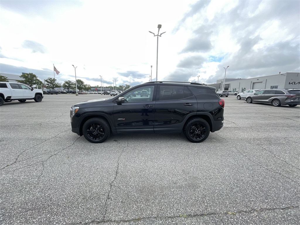 2022 Gmc Terrain AT4 photo 2