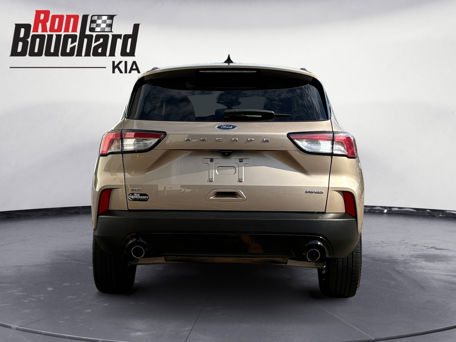 2021 Ford Escape SE photo 3