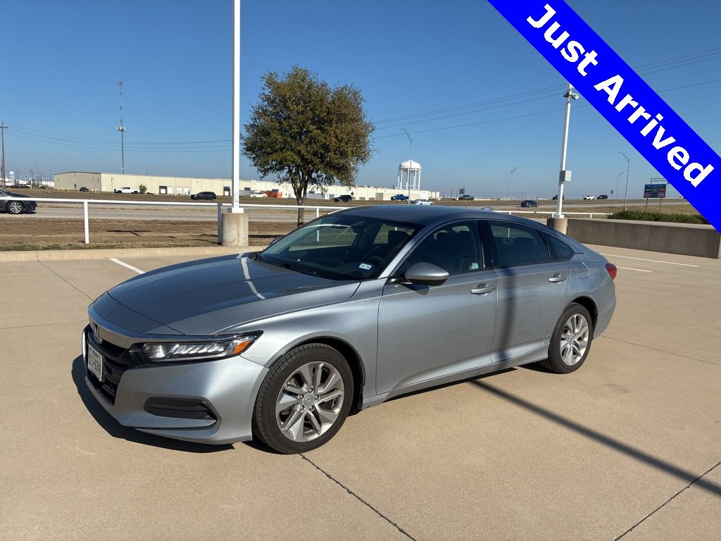 2019 Honda Accord LX's photo