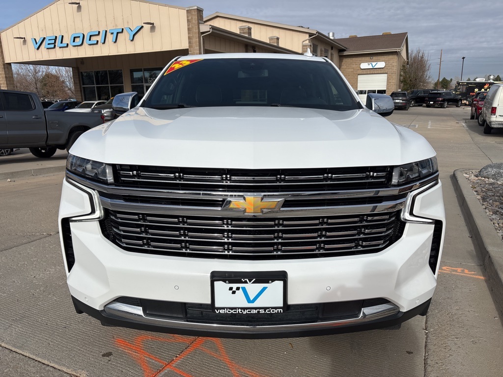 2023 Chevrolet Suburban Premier photo 2